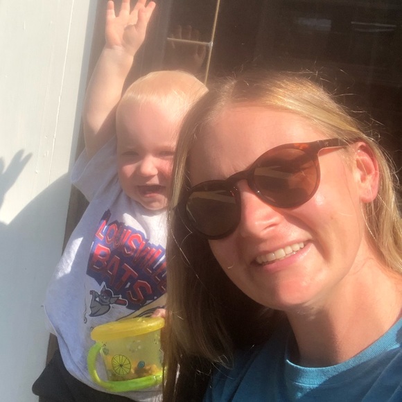 Meet your Posher, Alison - Picture 1 of 1